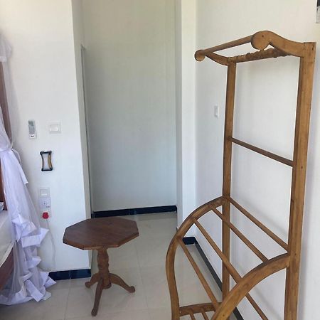 Masith Guest House ウナワトゥナ エクステリア 写真
