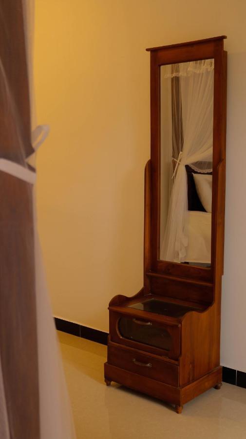 Masith Guest House ウナワトゥナ エクステリア 写真