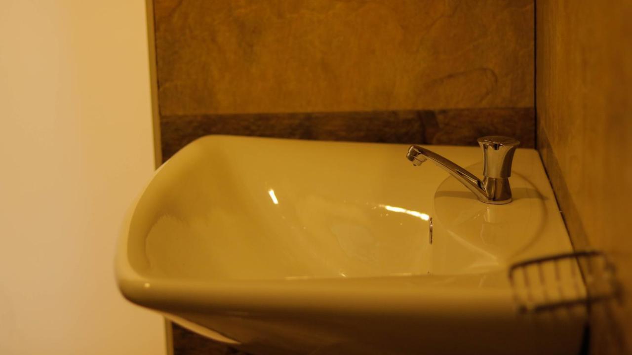 Masith Guest House ウナワトゥナ エクステリア 写真