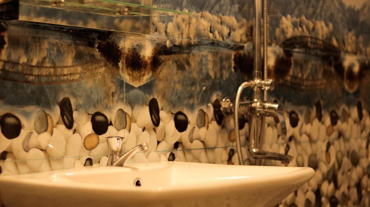 Masith Guest House ウナワトゥナ エクステリア 写真