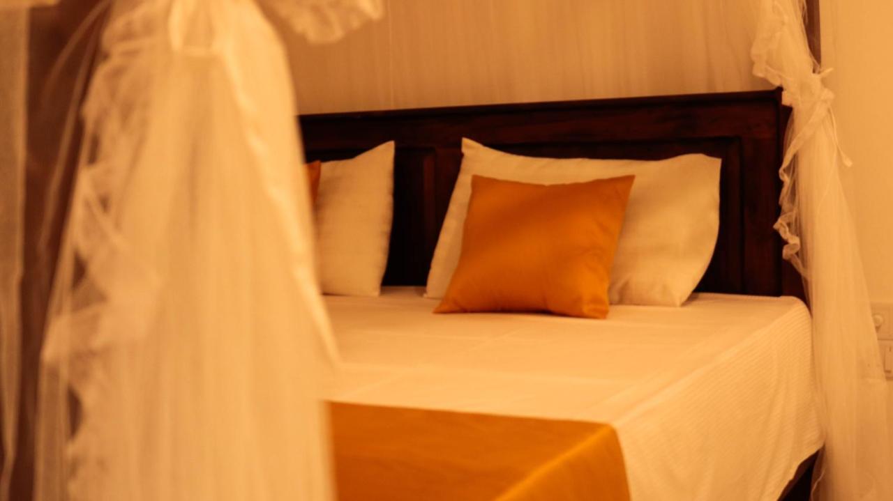 Masith Guest House ウナワトゥナ エクステリア 写真